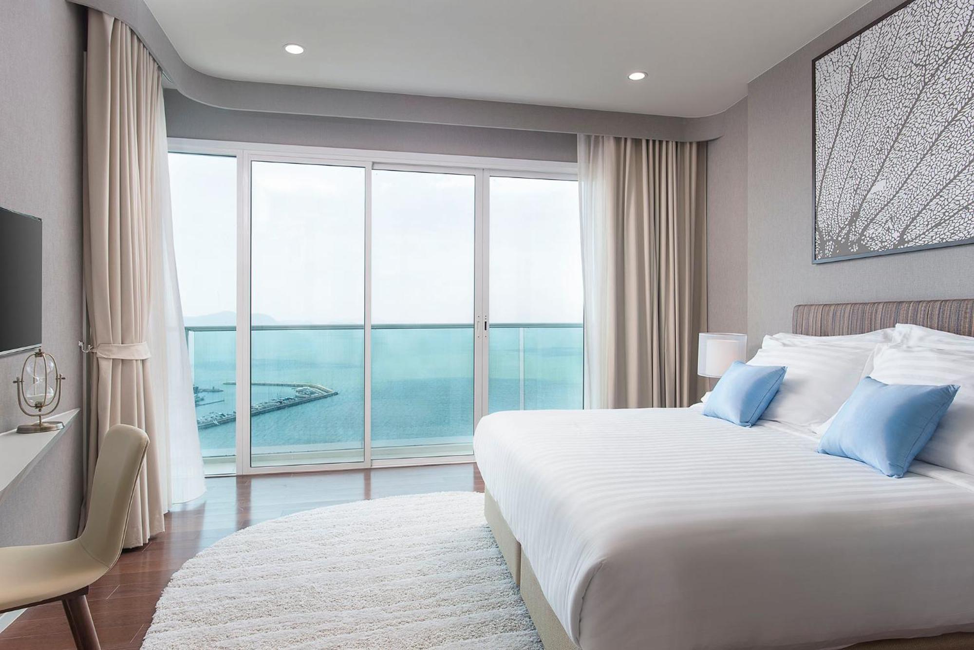 White Sand Beach Residences Pattaya Jomtien Beach Exterior photo